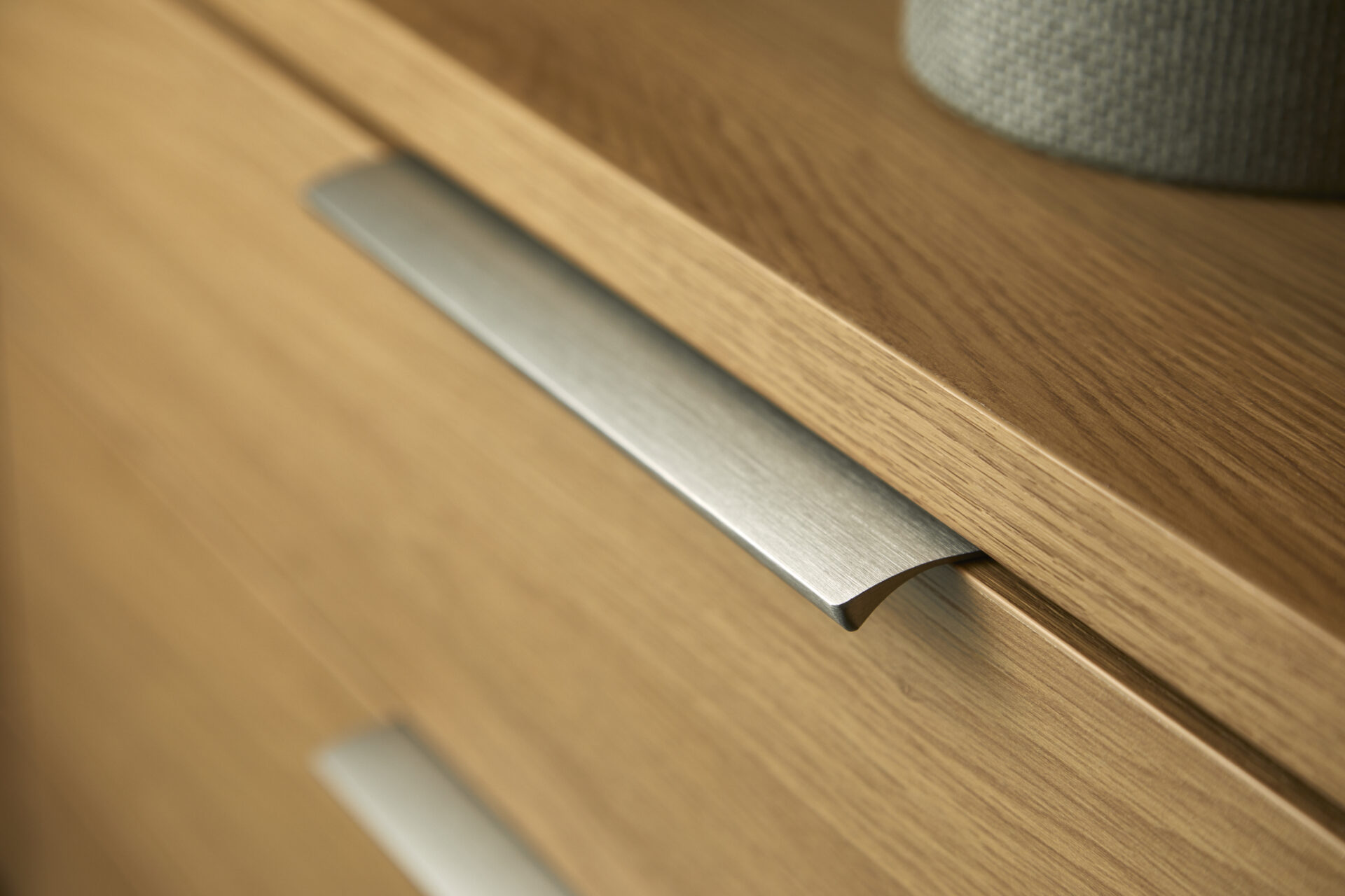 00_00_27_Details (4)